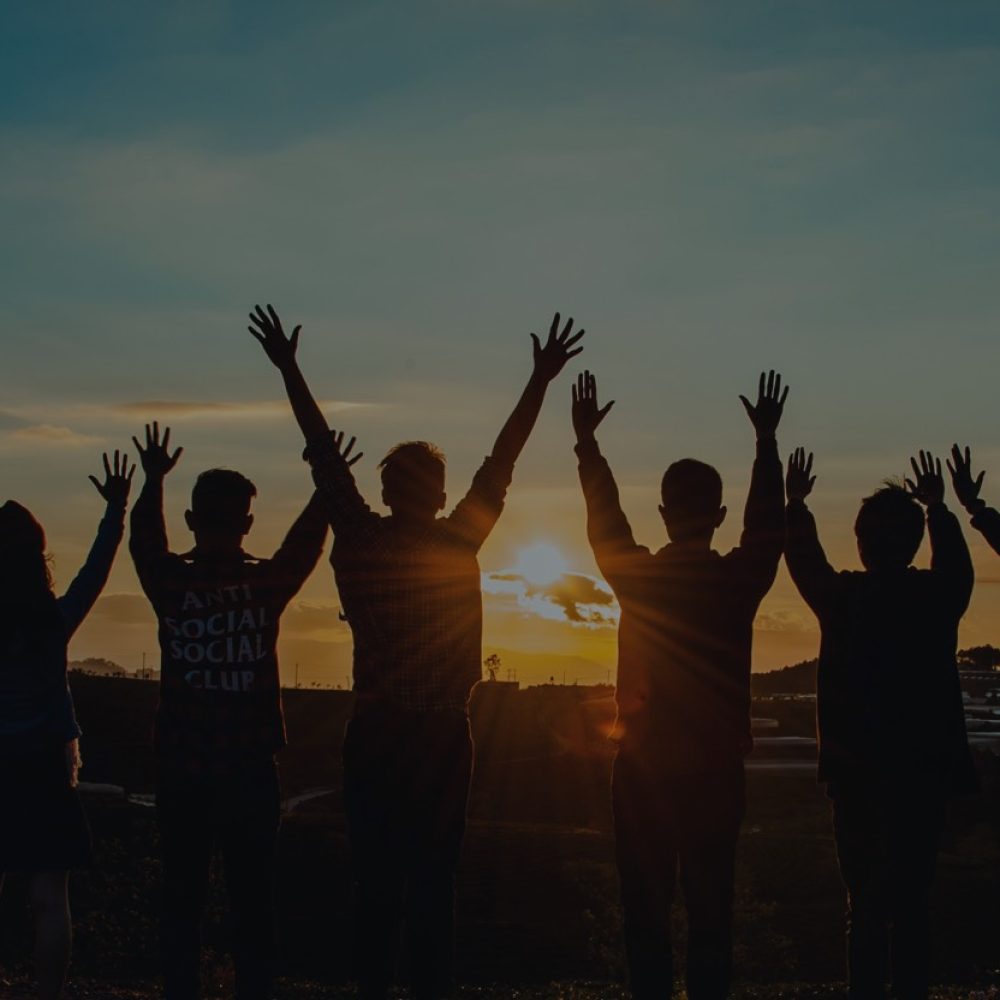 volunteers-hero volunteers-hero